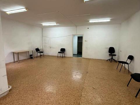комерційна за адресою Леваневців вул., 10
