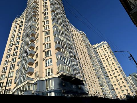 квартира за адресою Кирило-Мефодіївська вул., 2