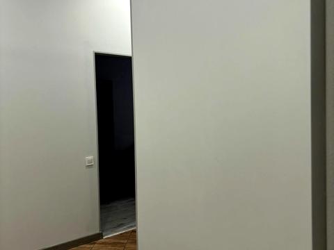 комерційна за адресою Тарасівська вул., 16