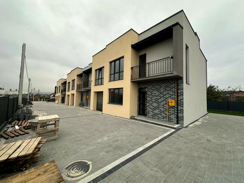 будинок за адресою Дорошенка, 8