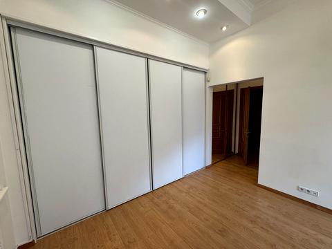 комерційна за адресою Саксаганського вул., 99