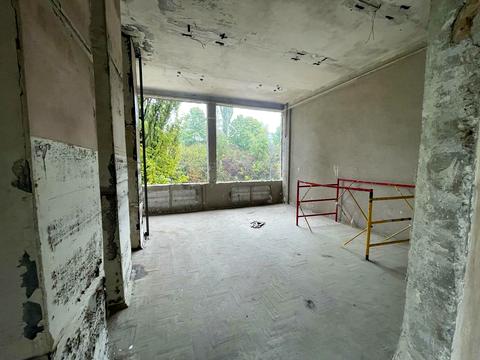 комерційна за адресою Дениса Лукіяновича вул., 54 а
