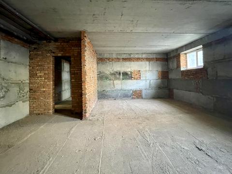 комерційна за адресою Білокур, 3г