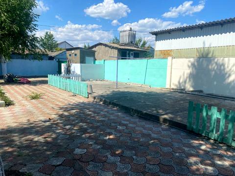 комерційна за адресою Радісна, 7