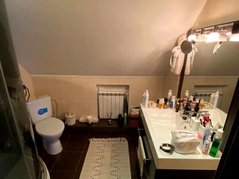 будинок за адресою Озерна вул.