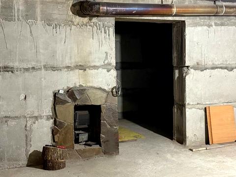 будинок за адресою смт. Ворзель, Варшавська вул. (Ватутіна), 104