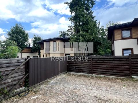 дом по адресу 2-я Линия ул.