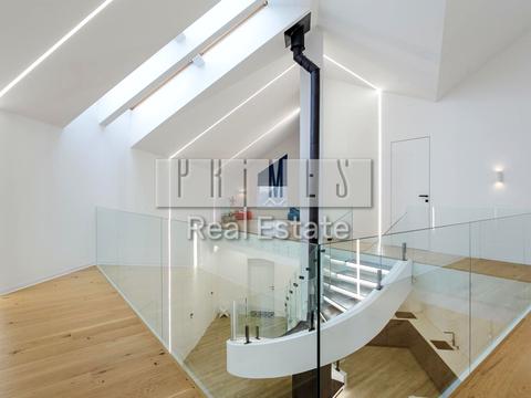 будинок за адресою Вишнева вул.