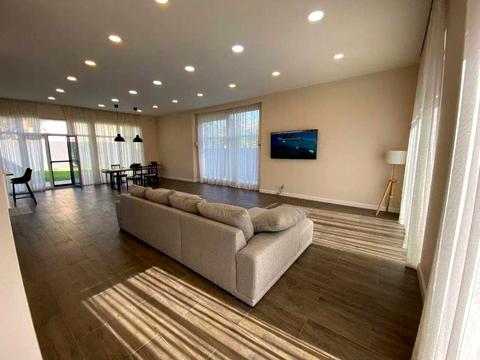 дом по адресу Осенняя ул.