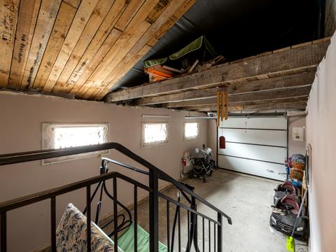 дом по адресу Дніпровська, 32