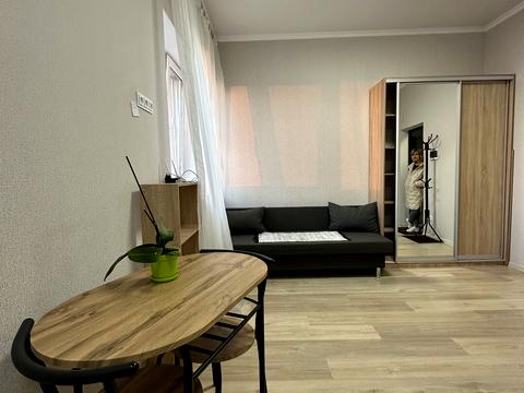 квартира за адресою Інститутська вул., 2-А