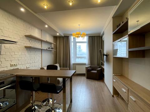 квартира за адресою Дегтярівська вул., 25а к1