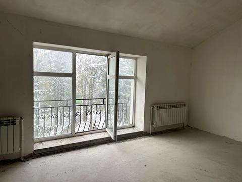 комерційна за адресою Украінська, 8