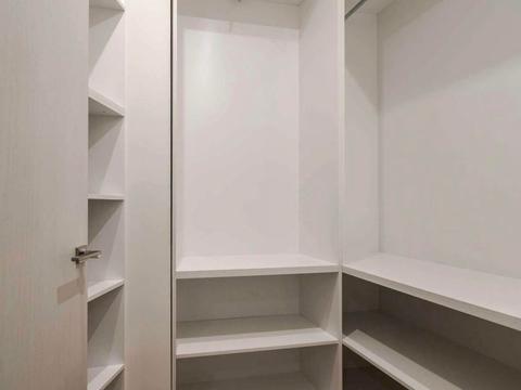 квартира за адресою Під Дубом вул. (Космонавтів), 26