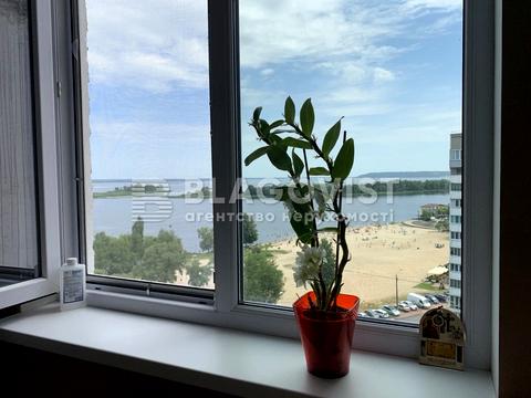 квартира за адресою Соснова вул., 10