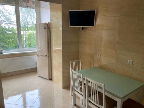 квартира по адресу Черновицкая ул., 1
