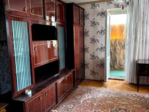 квартира за адресою Небесної Сотні просп. (Маршала Жукова), 10-Д
