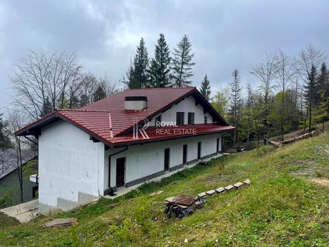 коммерческая по адресу Київська, 1