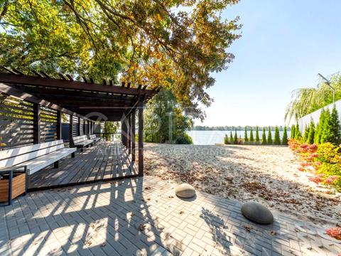 будинок за адресою Осіння