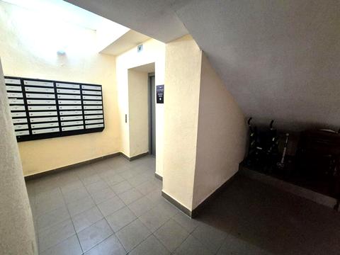 квартира за адресою Олександра Довженка вул., 27г