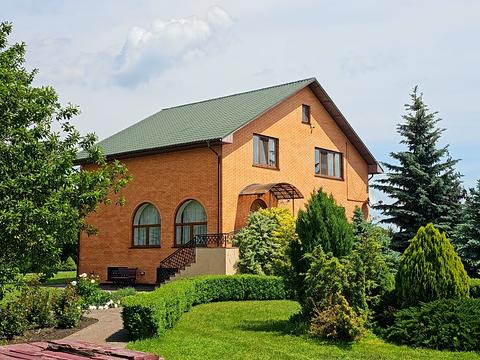 будинок за адресою Квітнева