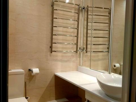 квартира за адресою Анни Ахматової вул., 24
