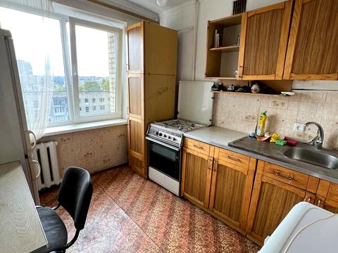 квартира за адресою Повітряна вул., 72