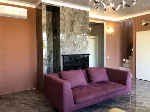 будинок за адресою провулок Затишний