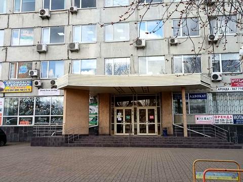 комерційна за адресою Соборності просп. (Возз'єднання), 7-А