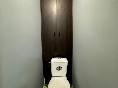 квартира за адресою Дніпровська набережна вул., 9