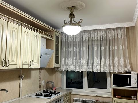 квартира за адресою Вадима Жукова вул. (Бєляєва), 10