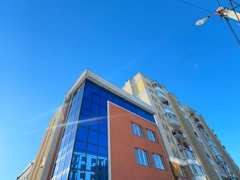 комерційна за адресою Леоніда Перфецького вул., 11б