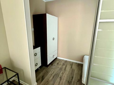 квартира за адресою Лазурна вул., 5