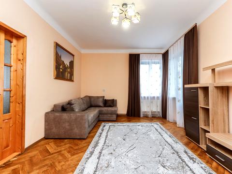 квартира за адресою Дмитра Донцова вул., 6