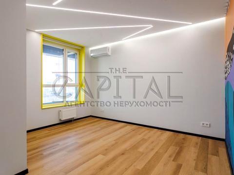 комерційна за адресою Олени Теліги вул., 25