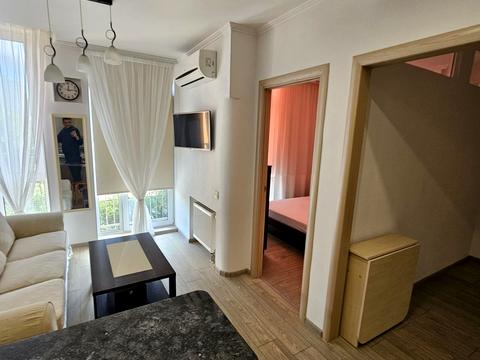 квартира за адресою Київ, Регенераторна вул., 4 к3