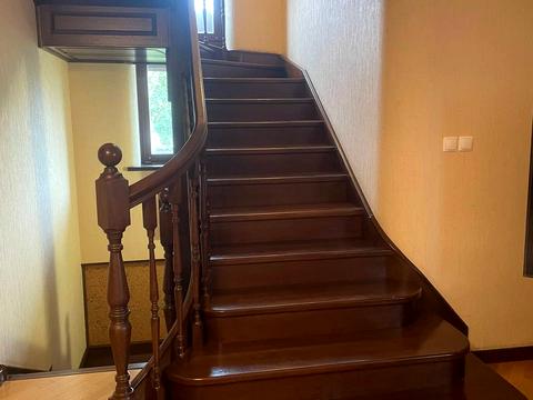 будинок за адресою Академічна вул., 10