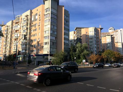 паркоместо по адресу Раисы Окипной ул., 4-А
