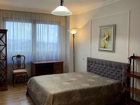 квартира по адресу Голосеевский просп. (40-летия Октября), 60