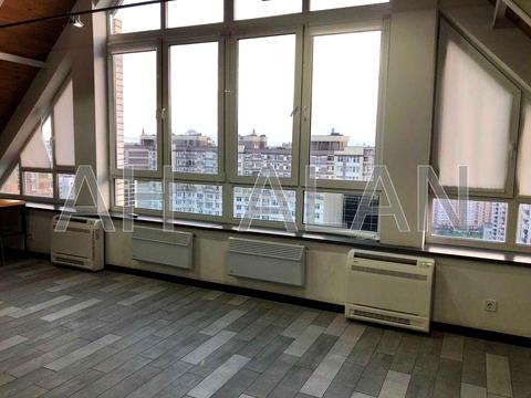 комерційна за адресою Петра Григоренка просп., 20