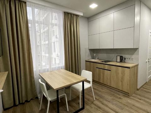 квартира за адресою Нагірна вул., 18/16