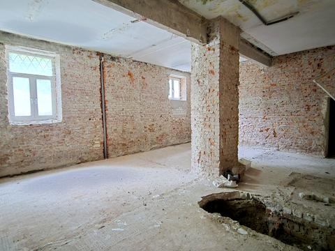 комерційна за адресою Науки просп. (Леніна), 11
