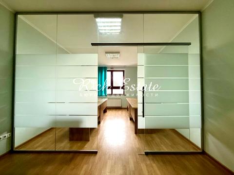 комерційна за адресою Шота Руставелі вул., 44