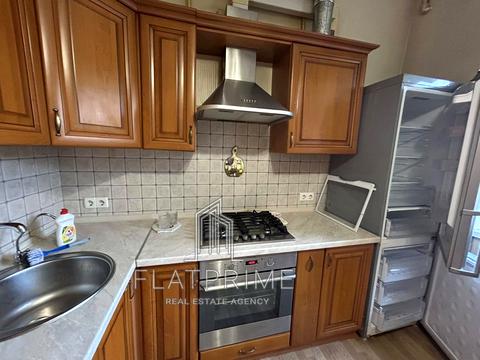 квартира по адресу Строителей ул., 39