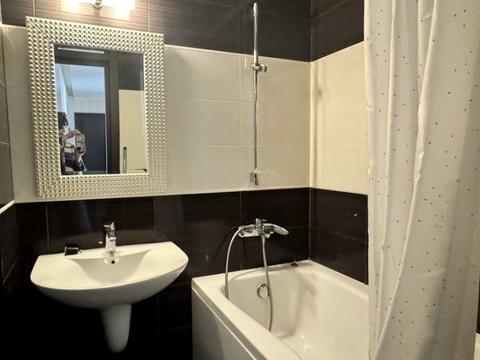квартира за адресою Зоопаркова вул., 10
