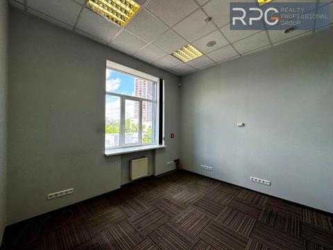 комерційна за адресою Миколи Пимоненка вул., 13