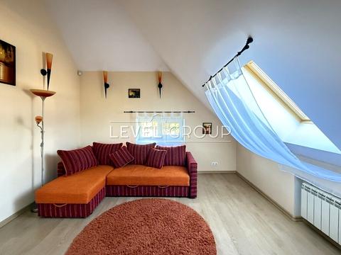 будинок за адресою Богатирська вул., 30а