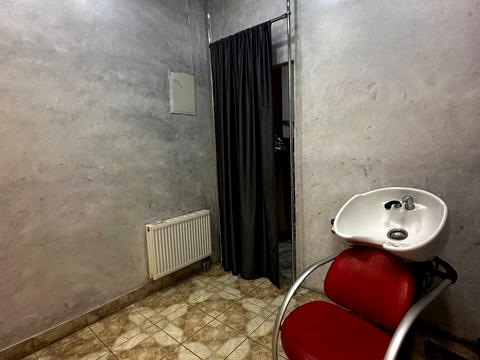 комерційна за адресою Шпитальна вул., 28
