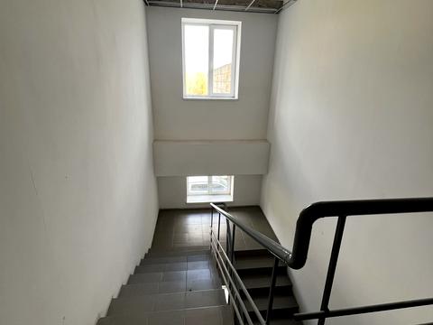 комерційна за адресою Лісова вул. (Пархоменка), 1