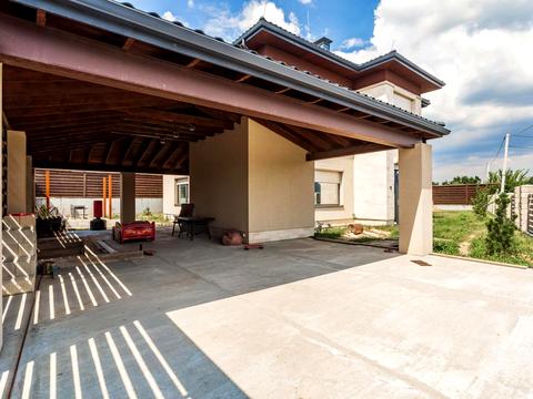 будинок за адресою с. Лісники, Захрестова вул.